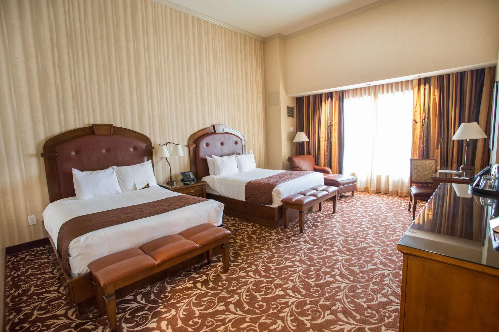 Hotel Argosy Casino & Riverside